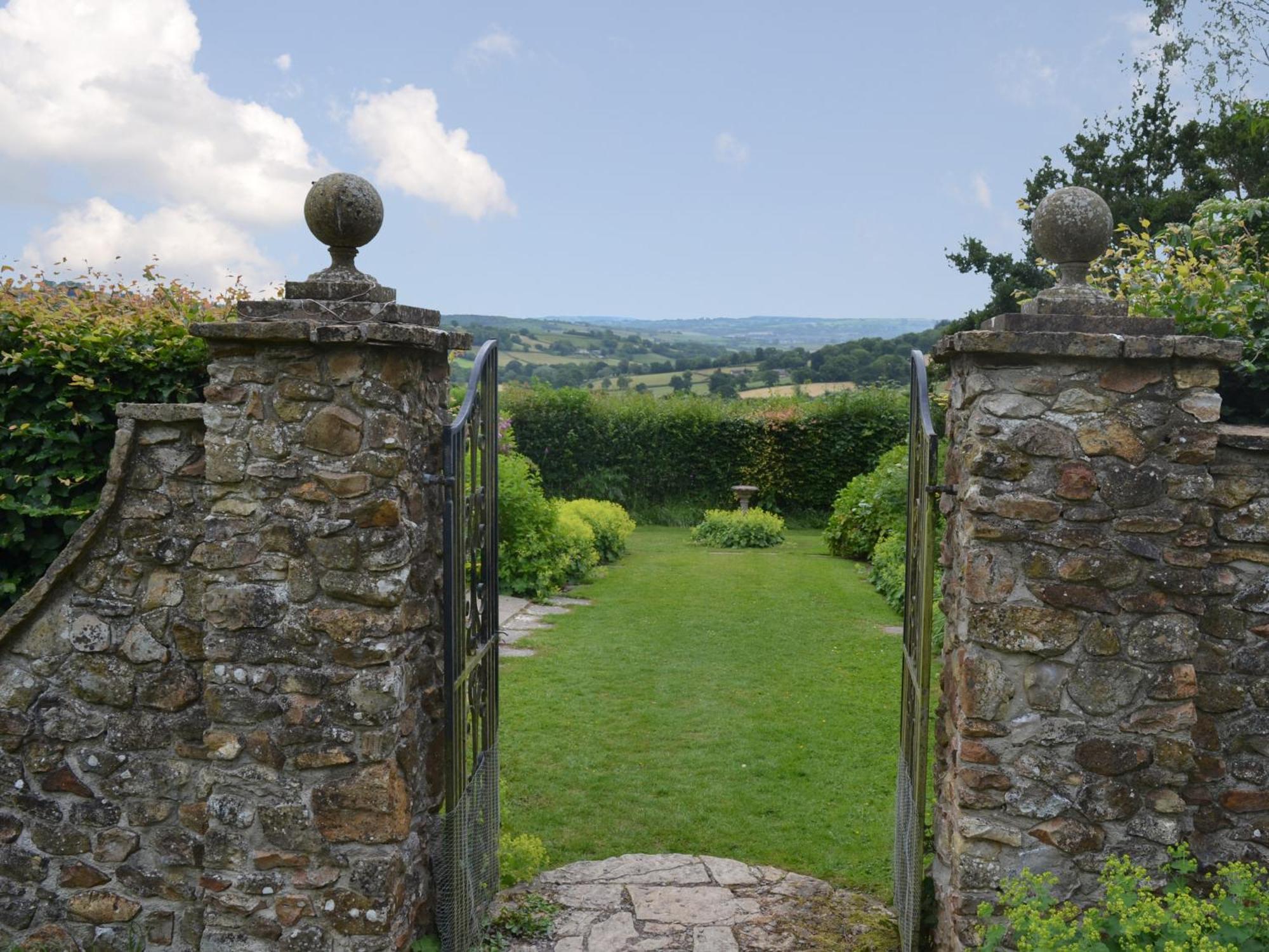 Gardeners Rest Villa Hawley Bottom Exterior foto